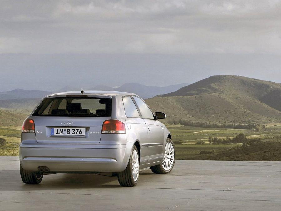  Audi A3 2.0 TDI 2005 года  (фото 9 из 15)